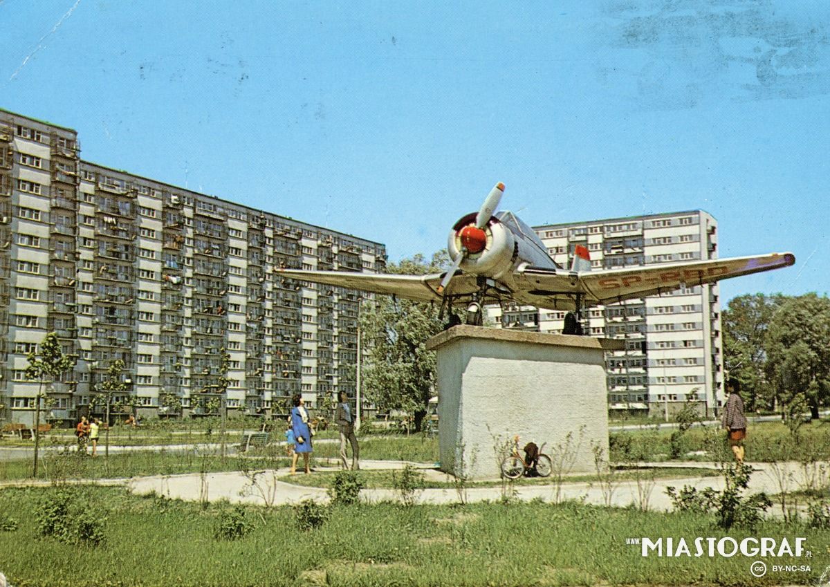 Zdjęcie, ul. Rojna, park im. Stefana Żeromskiego