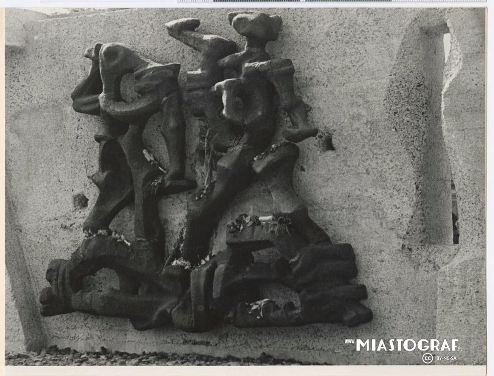 Zdjęcie, ul. Zgierska 147,  Mauzoleum na Radogoszczu w Łodzi